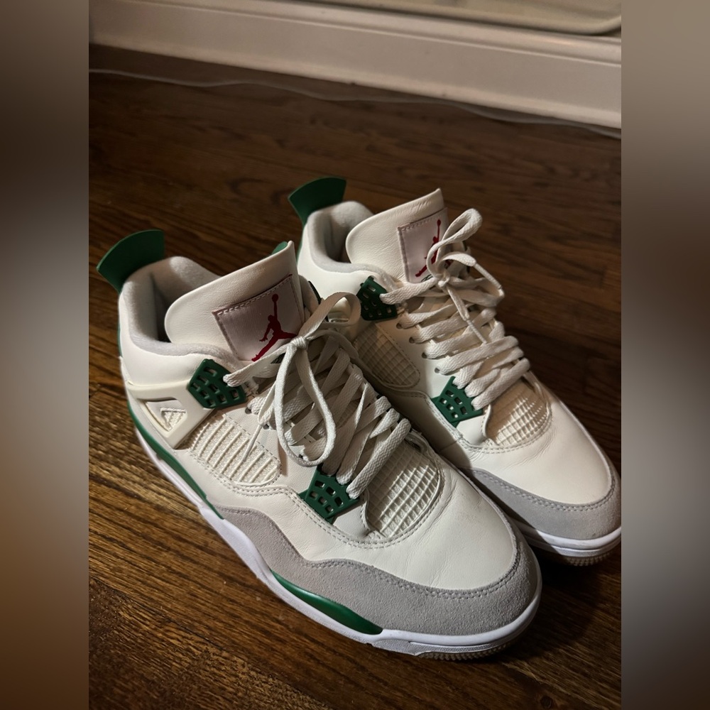 Nike Air Jordan Retro 4 SB Pine Green